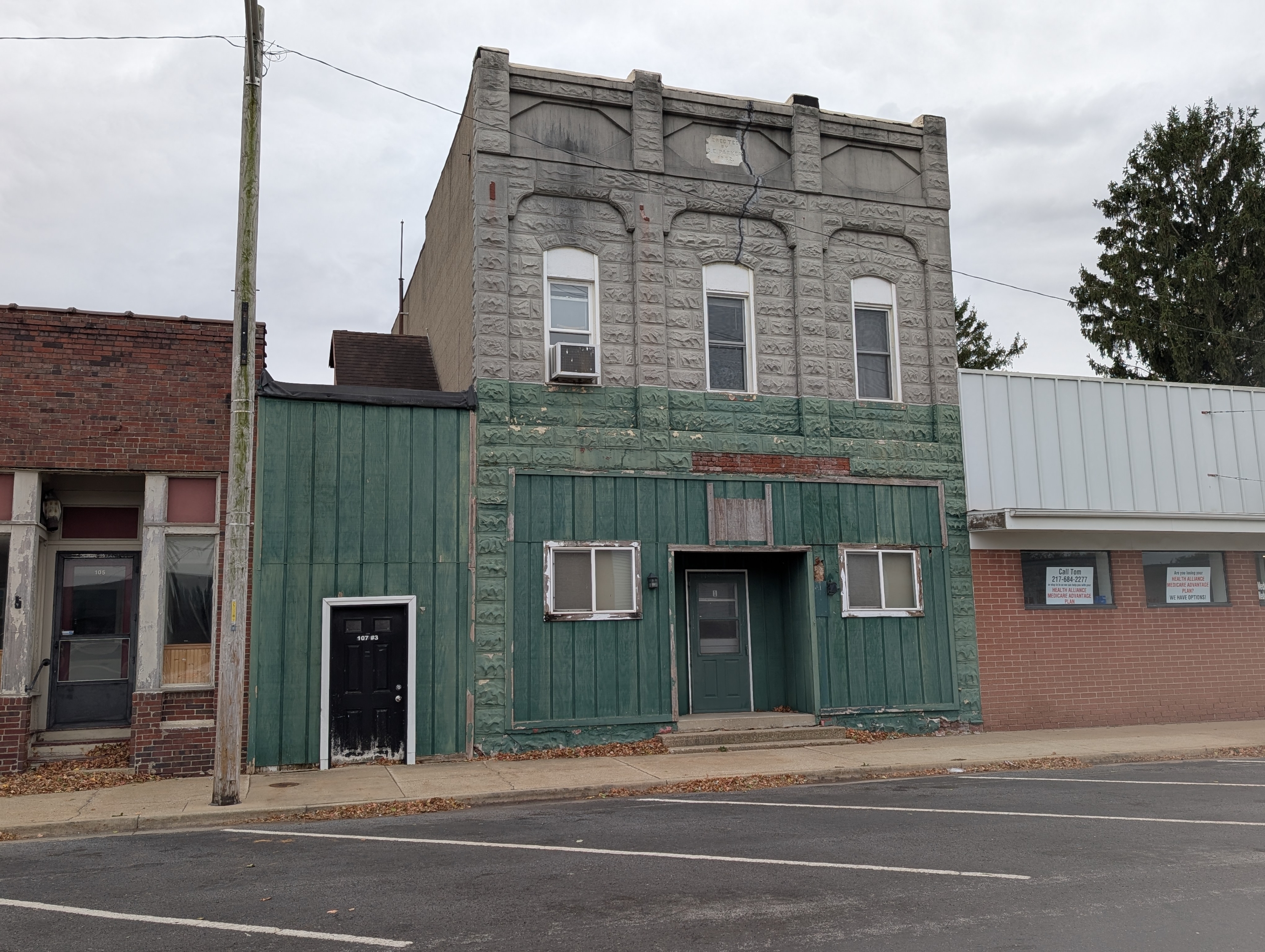 107 West Washington Street