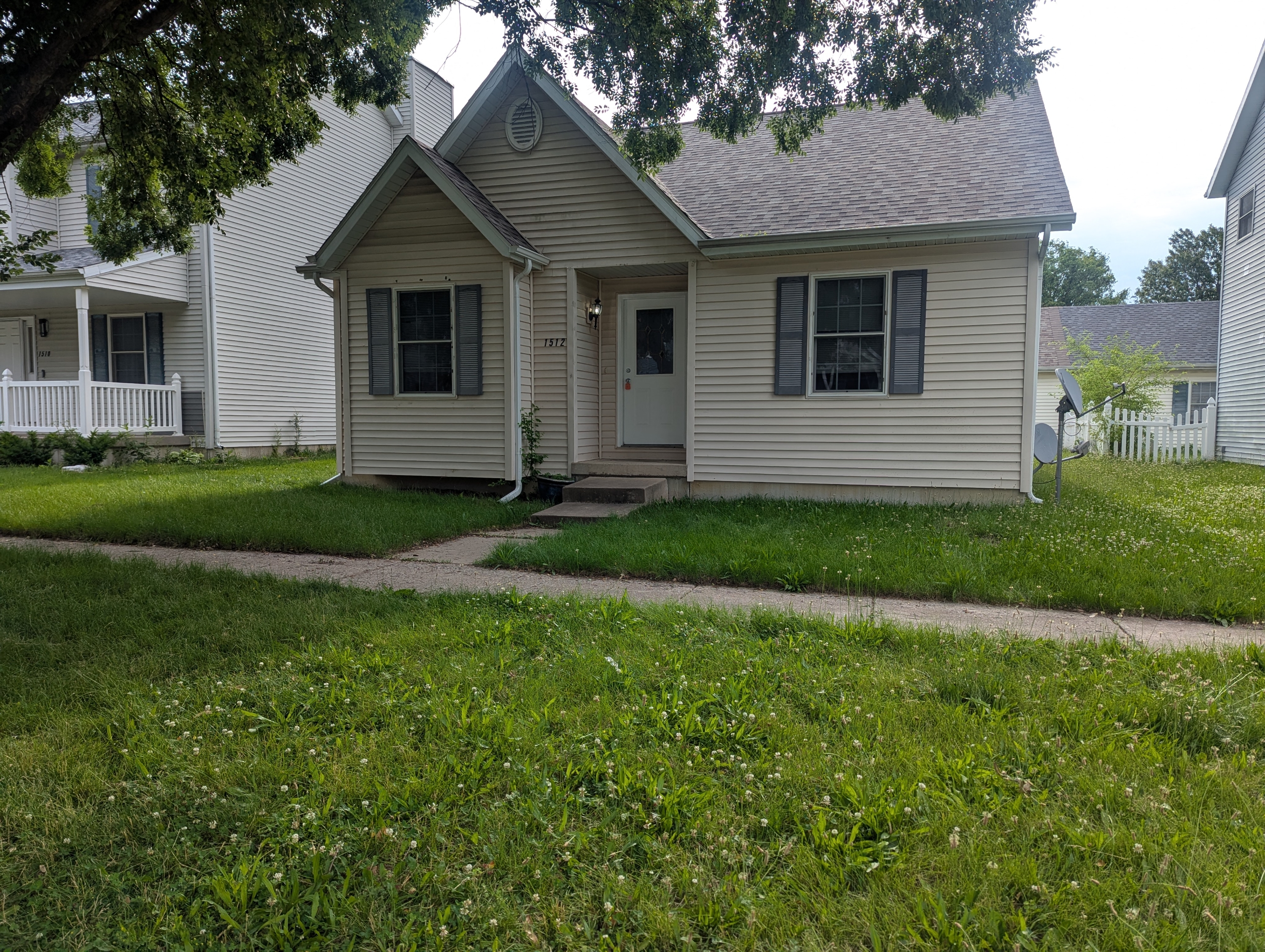 Property main image