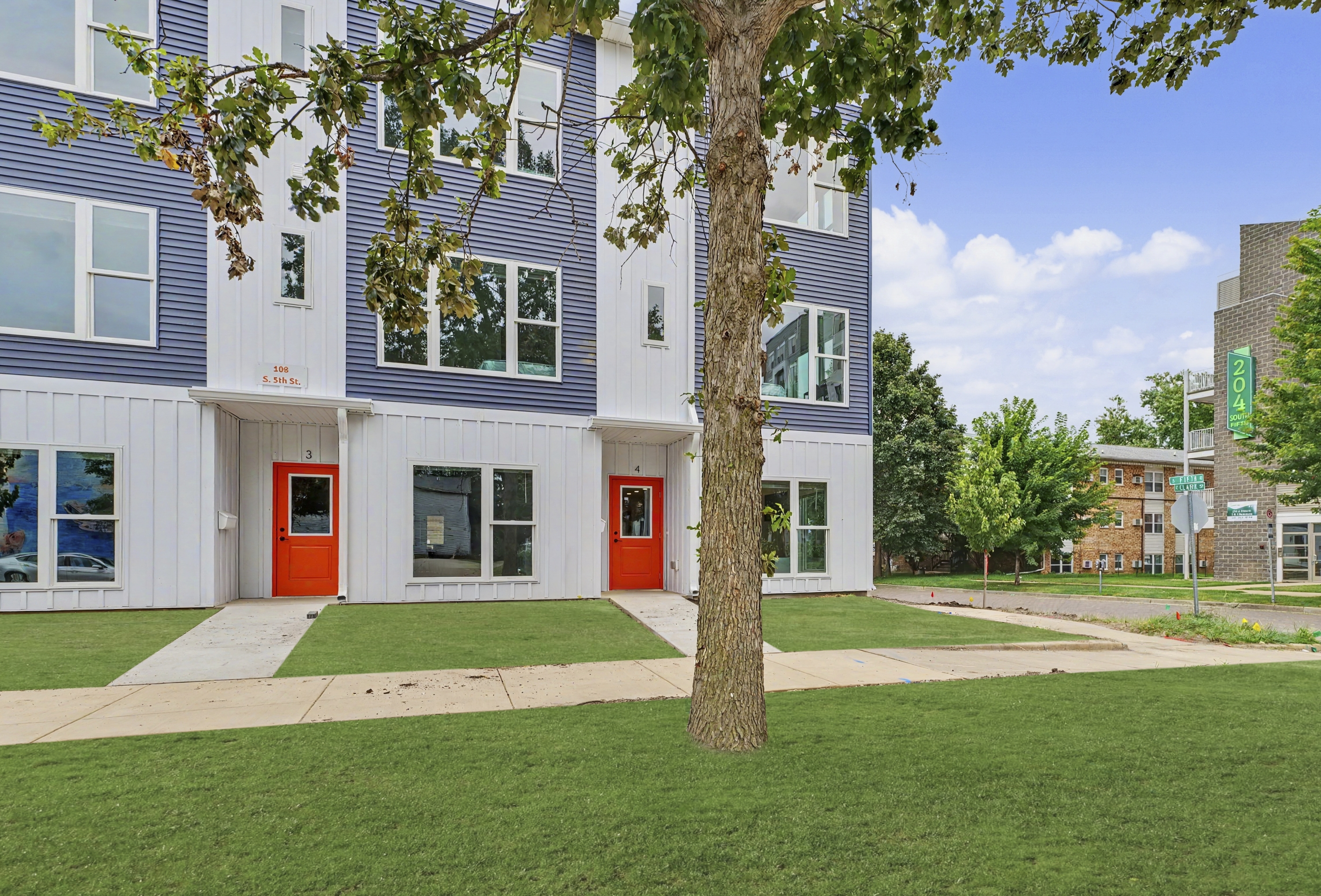 Property thumbnail image